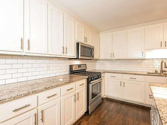 3rd image of 7127 Riverside Dr