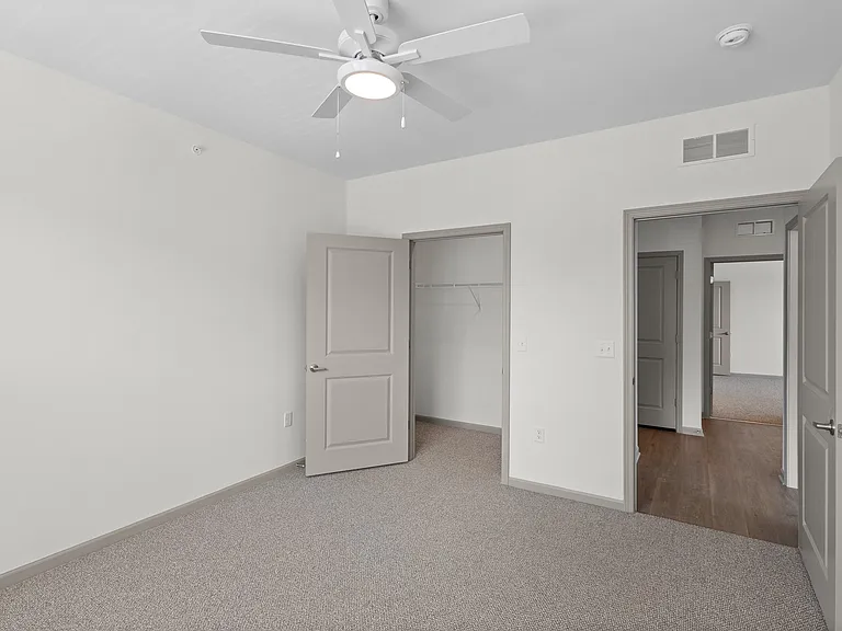 Arlington Farms — Photo 39