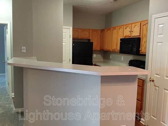 2nd image of 9102 Beacon Dr #15