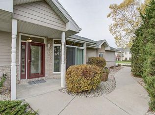 111 Pheasant Run, Johnson Creek, WI 53038