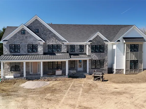 15 Stone Bridge Road, Purchase, NY 10577