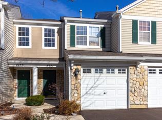 4151 Oak Tree Ln, Plainfield, IL 60586