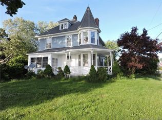 306 Eastern Point Rd, Groton, CT 06340