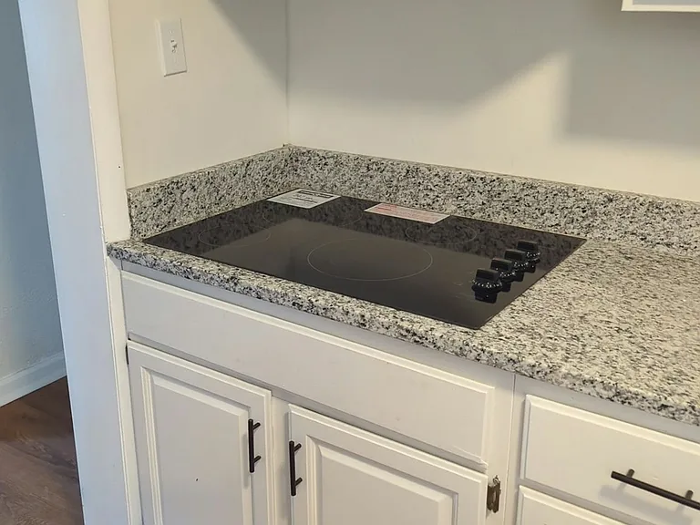 4119 S Benton Ave — Photo 37