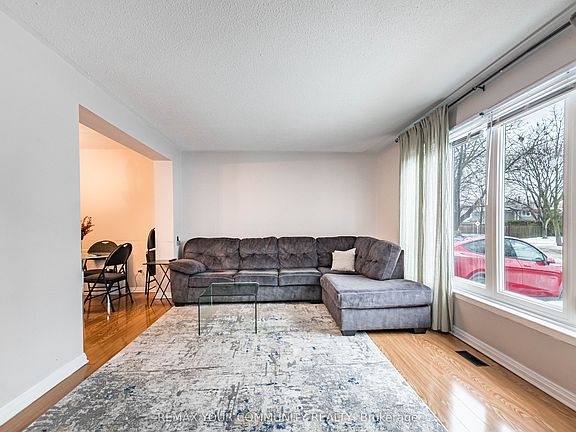 5th image of 2202 Bridge Rd