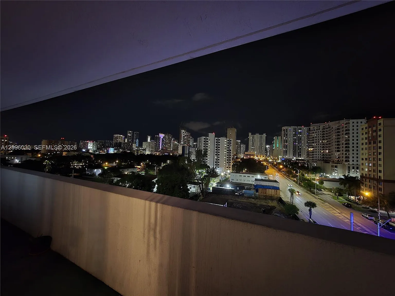 Havana Lofts Condo — Photo 3