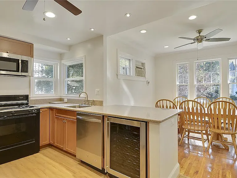 3813 Yuma St NW #1 — Photo 4