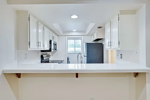1006 Summerplace Dr Photo 1