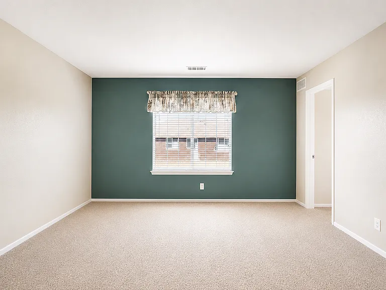 5775 Danube St — Photo 12