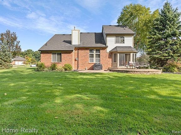 2nd image of 47693 River Woods Dr