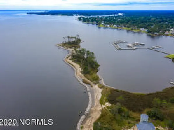 3023 Maritime Drive, Oriental, NC 28571