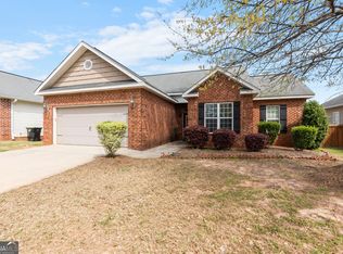 319 Manchester Ln, Byron, GA 31008