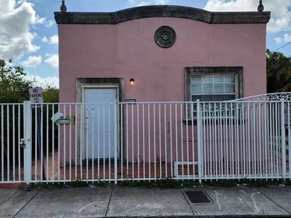 821 SW 31st Ct, Miami, FL 33135