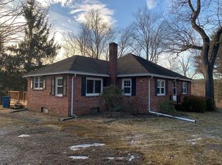 1 Cedar Swamp Rd, Monson, MA 01057