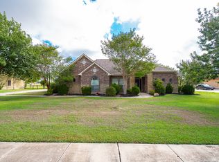 230 Private Road 4662, Castroville, TX 78009