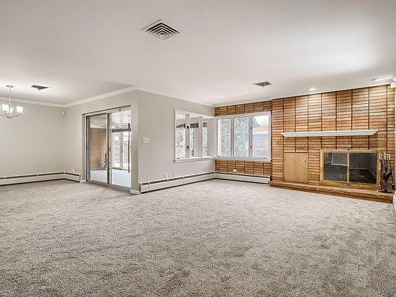 5th image of 3091 S Josephine St