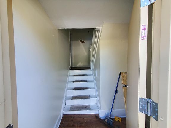 2nd image of 1243 Elsmere St #1 & 2