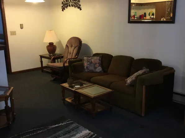 506 E Elm St, Urbana, IL 61802