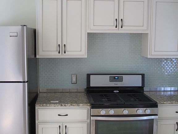 Kitchen Renovated in Dec 2013