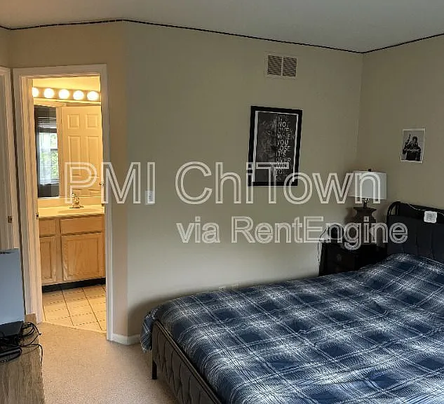 232 Hawk Ct — Photo 9