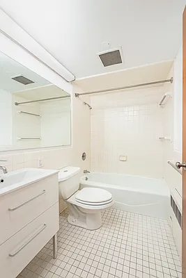 Rented by Engel and Völkers Brownstone Brooklyn | media 25