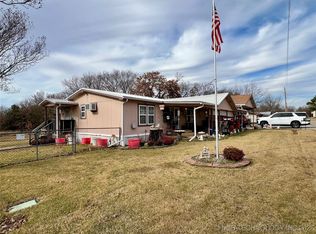 27 Aster Dr, Mead, OK 73449