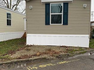 14210 Telegraph Rd #8B, Flat Rock, MI 48134