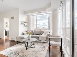 500 Saint Clair Ave W #1001, Toronto, ON M6C 1A8