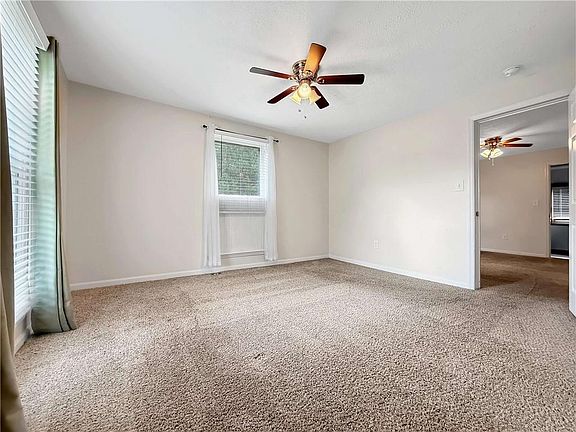 5th image of 504 Turner Ave