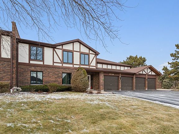 4th image of 9726 Mill Ct E #2E