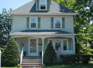 91 Mishawum Rd, Woburn, MA 01801