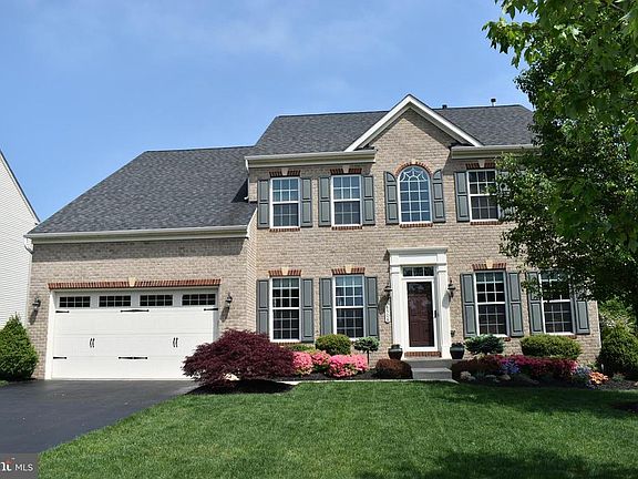 3rd image of 8508 Scholars Ln