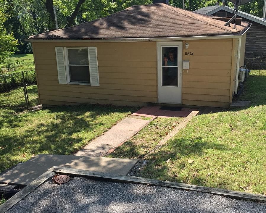 1st image of 8612 Betty Lee Ave