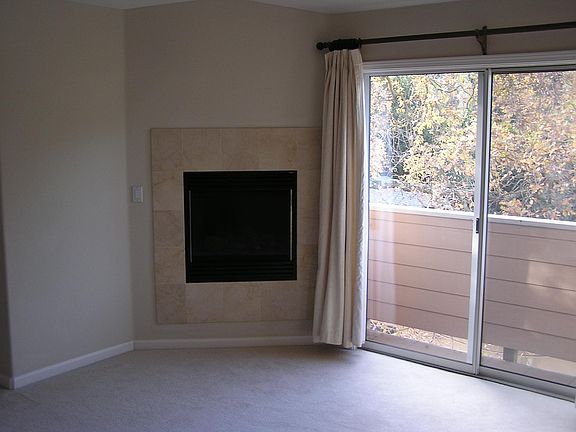 5th image of 142 Maggi Ct