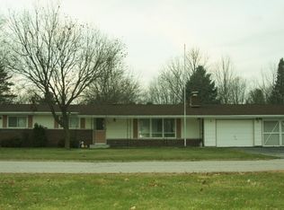 207 N Meyer St, Cecil, WI 54111