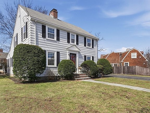 3rd image of 16 Cheswick Rd