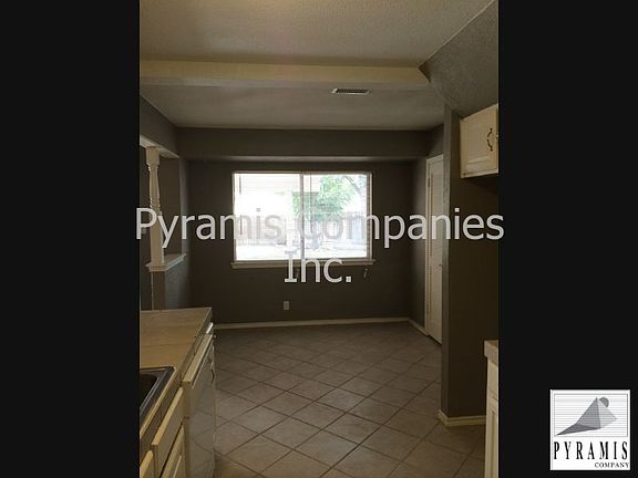 4th image of 13615 Pebble Walk
