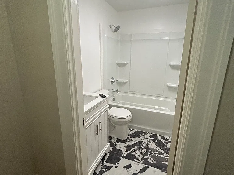 110 S Miles St #3 — Photo 25