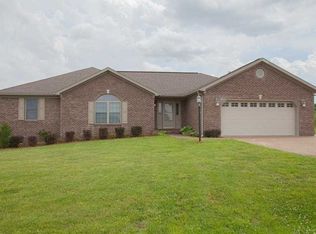 2661 Red Oak Ct, Wadesville, IN 47638