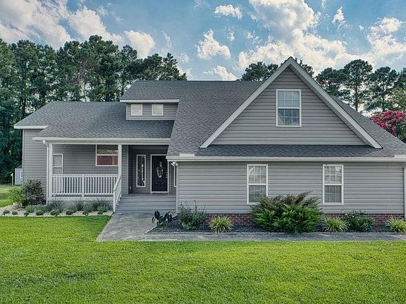 2nd image of 1828 Darian Dr