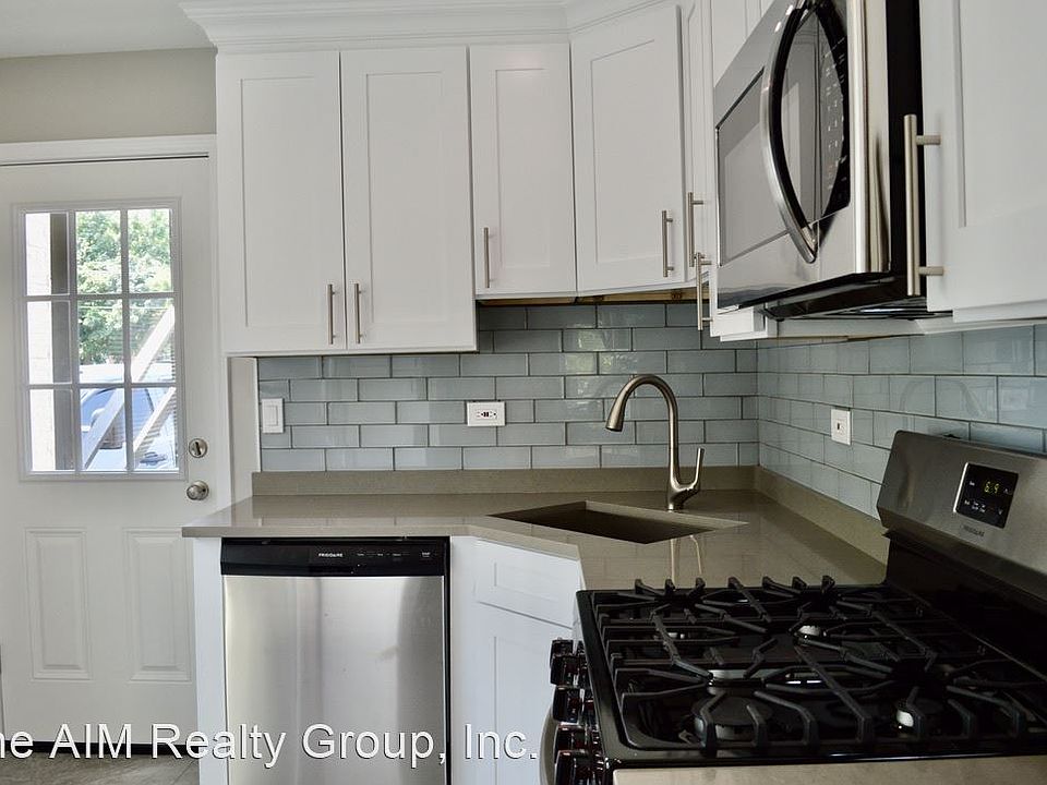 1st image of 641 W Park Ave Unit A