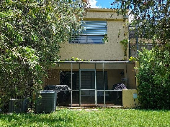 5th image of 3512 Estepona Ave #1-22