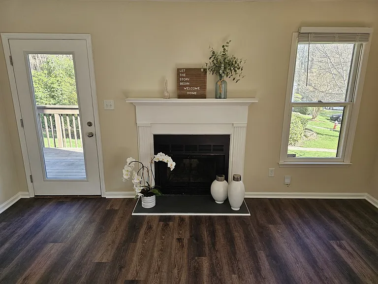 400 Applecross Dr — Photo 3