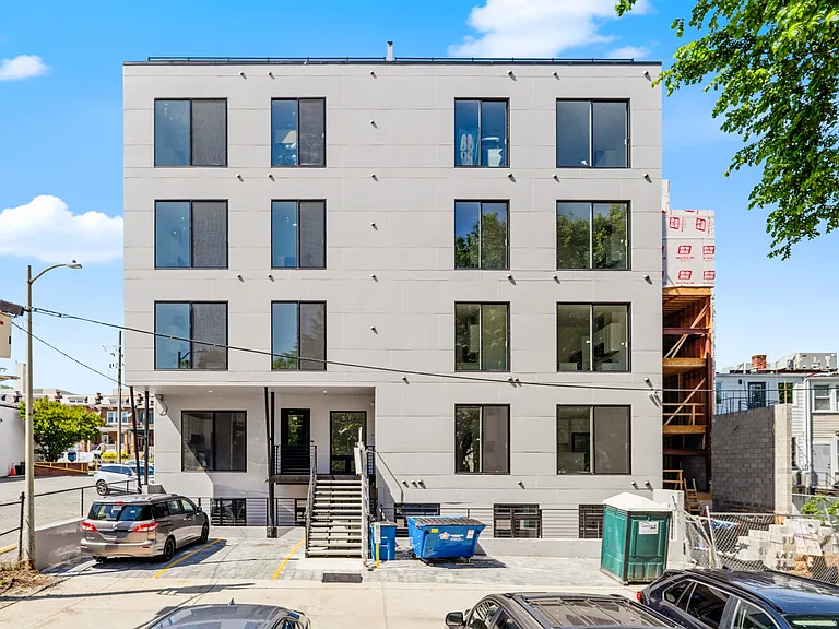 710 Kennedy St NW #11 — Photo 26