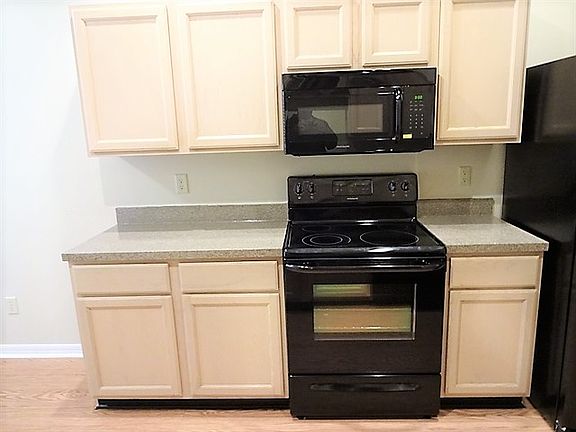 3rd image of 9051 Rockpond Meadows Dr