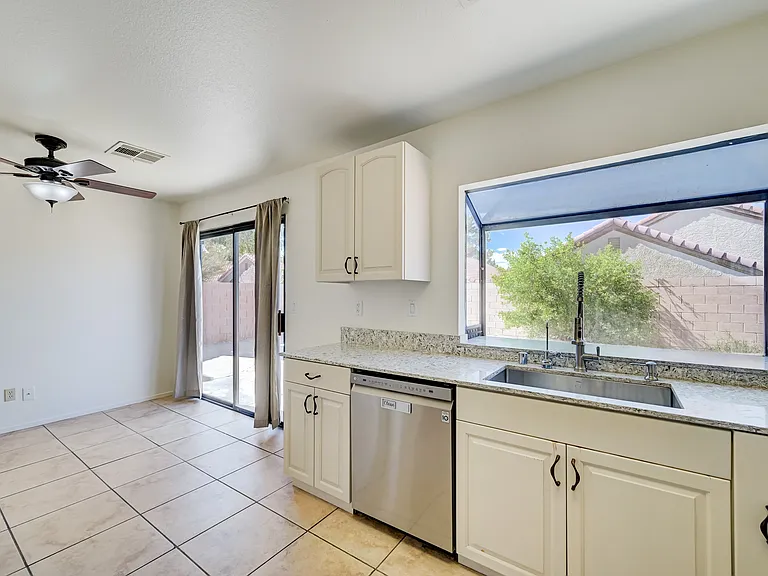 2702 Lovington Dr — Photo 19