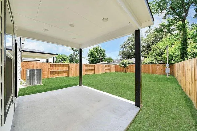 769 Marjorie St — Photo 14