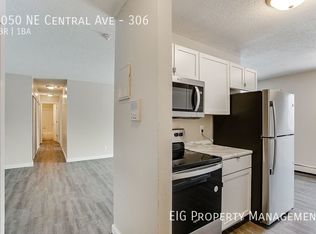 8050 Central Ave NE #306, Minneapolis, MN 55432