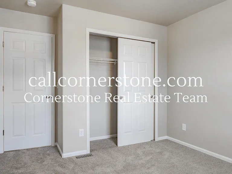 11824 Wildwood Ridge Dr — Photo 16