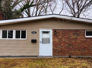 8301 Pepperidge Dr, Saint Louis, MO